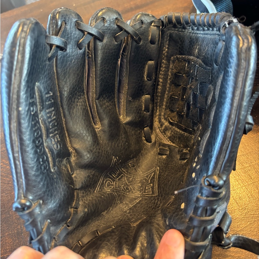 Adidas Black Camo Left Hand Baseball Glove ⚾️ - Picture 5 of 6